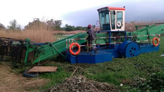 Length 1m High Quality And Efficiency Power 25Kw Cutter Aquatic Weed Harvester Mowing Boat