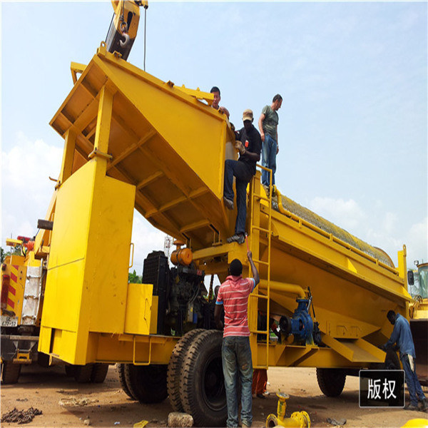 Vibrating Chute Mini Gold Trommel Wash Plant Portable 220 Tons Capacity